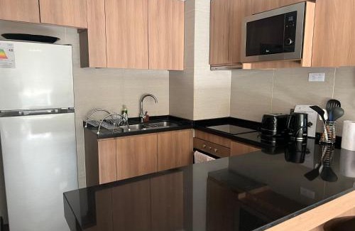 Las Condes Apartamento | 6,Costado Clínica Las Condes,3 Personas