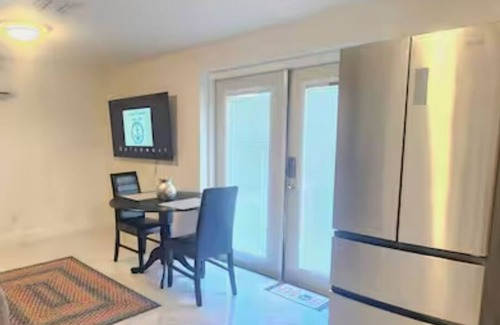 Greater Northdale Apartamento | #6 Dimateli's Serenity Guest House.