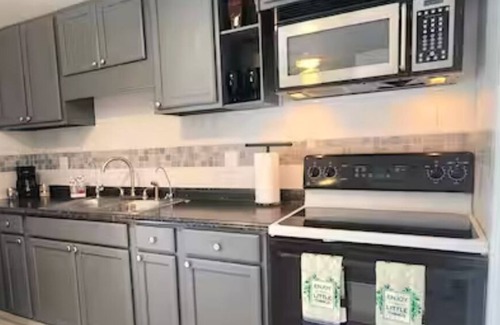 Greater Northdale Apartamento | #6 Dimateli's Serenity Guest House.