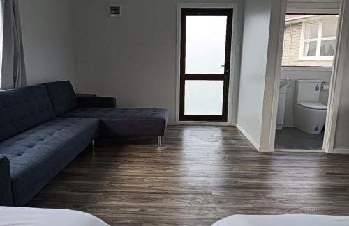 Kawaha Point Chalet De Esquí | 6 Double Beds including 2 Sofa Bed Studio