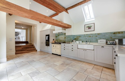 Condicote Cabaña | Luxurious Cotswolds Barn Conversion nr Stow