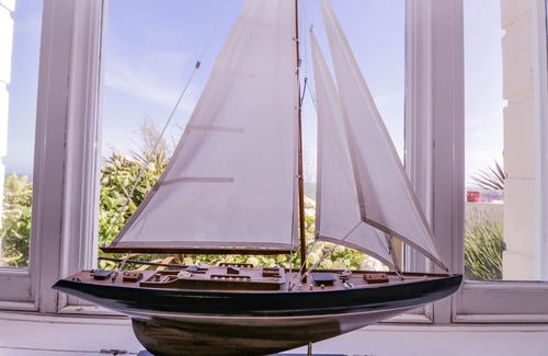 Folkestone Cabaña | 6 Gloster Terrace