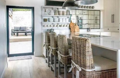 Gorey Casa | 6 Gorey Pier