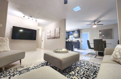 Dorado del Mar Casa | 6 guests, 4 min Walk to Private Beach, casino, bowling alley and much more !
