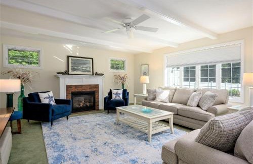 Harwich Port Casa | 6 Harvest Hollow Drive Harwich Port Cape Cod