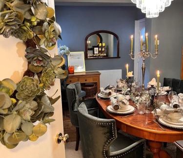 Merthyr Tydfil Casa | 6 Luxury home, near family park and Coffee Shop!