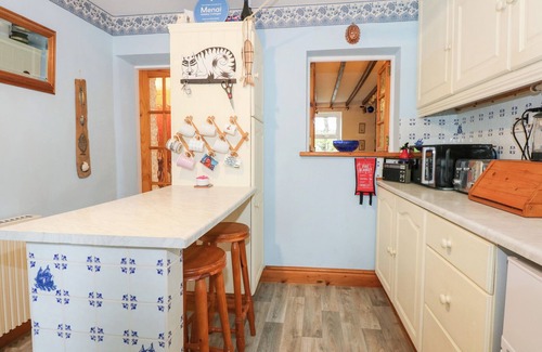 Llanystumdwy Cabaña | 6 Maen Y Wern
