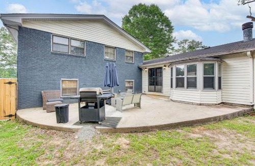 Church Street Casa | 6 Mi to Airport Riverdale Home with Private Pool!