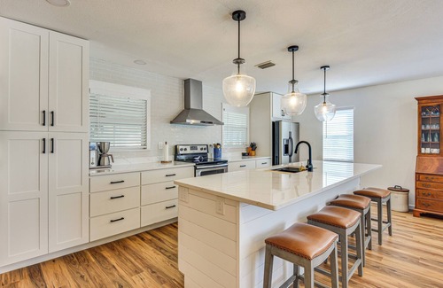 Bradenton Casa | 6 Mi to Beaches: Modern Bradenton Getaway!
