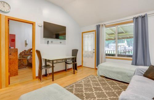 Mongaup Valley Casa | 6 Mi to Bethel Woods Cabin with Pool Access