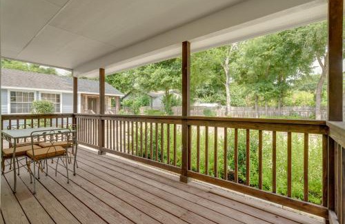 University Hills and Windsor Park Casa | 6 Mi to Dtwn Austin Retreat with Patio and Grill