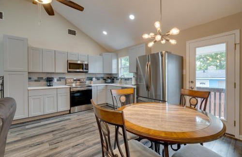 University Hills and Windsor Park Casa | 6 Mi to Dtwn Austin Retreat with Patio and Grill