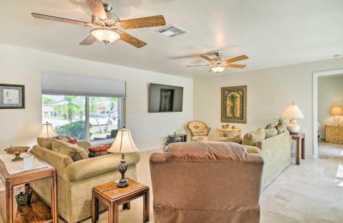Fort Myers Casa | 6 Mi to Dtwn Cape Coral Home with Spacious Lanai!