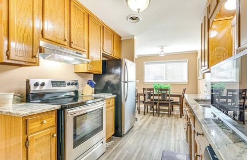 Little Rock Casa | 6 Mi to Dtwn: Charming Home in Little Rock