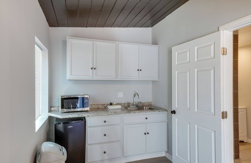 Frazier Park Apartamento | 6 Mi to Frazier Mountain: Cozy Studio Retreat