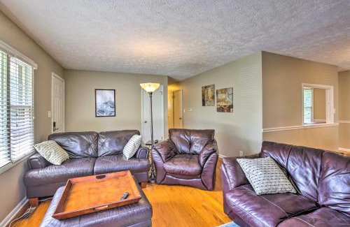 Omaha Casa | 6 Mi to Old Market Home with BBQ-Ready Patio!