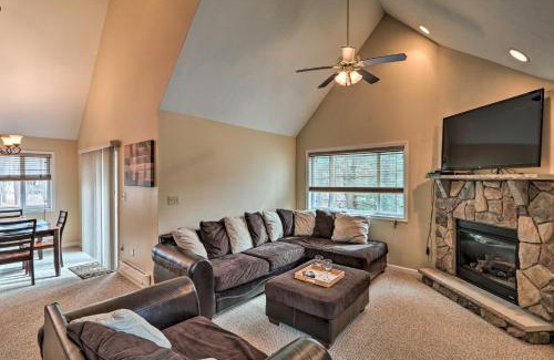 Albrightsville Casa | 6 Mi to Skiing Family Poconos Home w Decks!