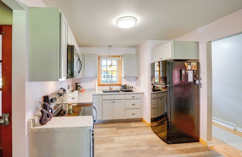 Pittsfield Casa | 6 Mi to Skiing: Pet-Friendly Home in Pittsfield!