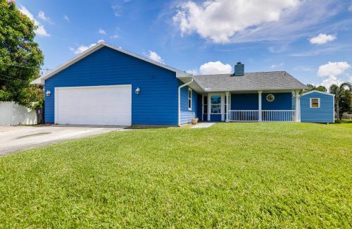 Port Saint Lucie Casa | 6 Mi to St Lucie River Family Home with Patio!