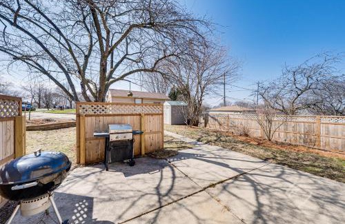 Cudahy Casa | 6 Mi to Summerfest Park Home with Game Room!