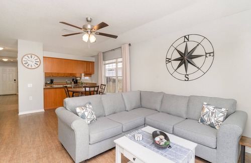 Gulf Breeze Casa | 6 miles from Navarre Bridge, Quiet Community w/ Pier Access