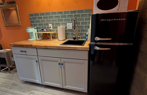 Arab Cabina | 6 Min to the Lake-Covered Boat Parking Unit 2
