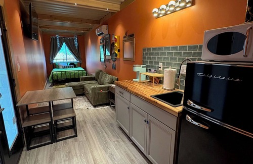 Arab Cabina | 6 Min to the Lake-Covered Boat Parking Unit 2