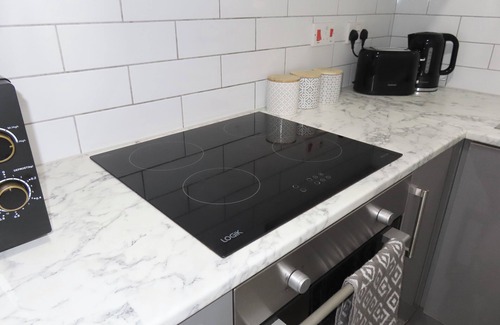 Sheldon Apartamento | 6 Mins to NEC & BHX Studio FREE PARKING