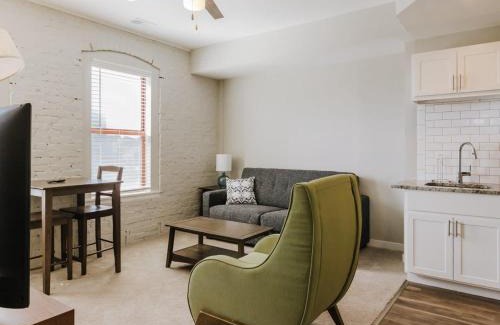Chatham-Arch Apartamento | 6 modern apts near nightlife & attractions