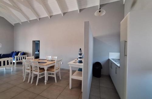 St. Helena Bay Casa | 6 On Bloumagriet