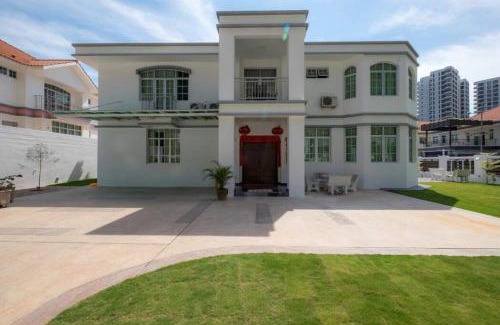 Tanjung Bungah Villa | 6, Persiaran Tanjung Bunga 3