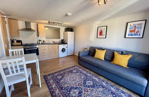 Riverside Apartamento | **6 Person City Centre Apartment**