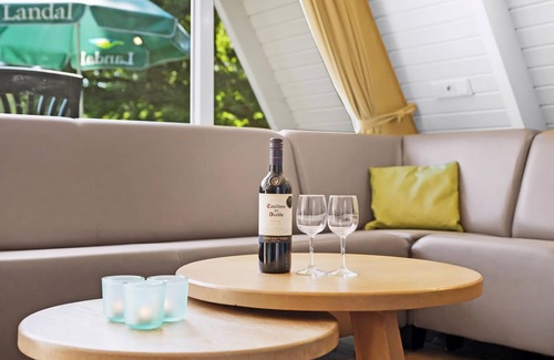 Kell am See Casa | 6-person dog bungalow in the holiday park Landal Hochwald