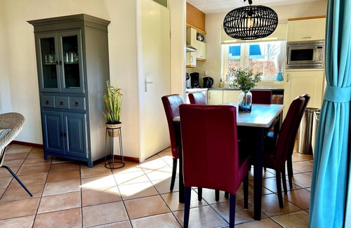 Sint Maartensvlotbrug Casa | 6-person holiday villa, modern furnished, WiFi