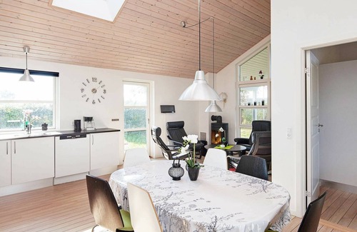Karrebksminde Casa | 6 person holiday home in Karrebæksminde