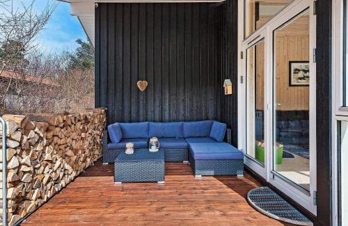 Frederiksvaerk Casa | 6 person holiday home in Frederiksværk-By Traum