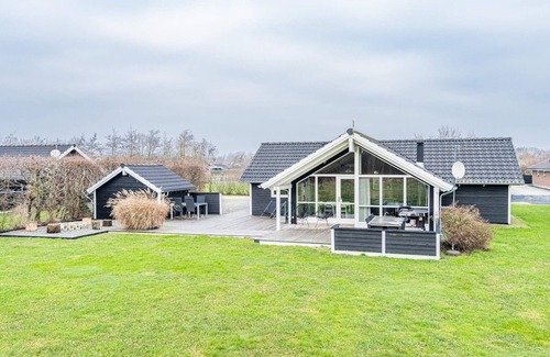 Bork Havn Casa | 6 person holiday home in Hemmet