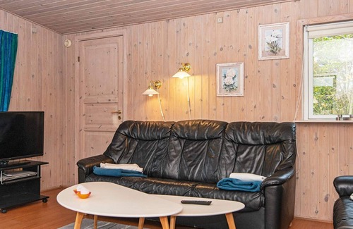 Skødshoved Strand Casa | 6 person holiday home in Knebel