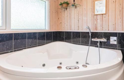 Hjørring Casa | 6 person holiday home in Hjørring-By Traum