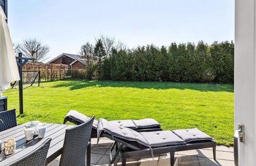 Flovt Strand Casa | 6 person holiday home in Haderslev-By Traum