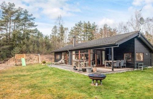 Læsø Casa | 6 person holiday home in Læsø-By Traum