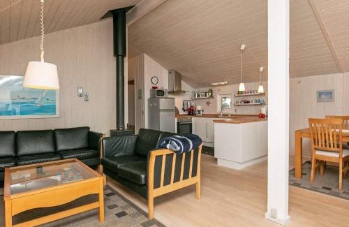 Grønhøj Casa | 6 person holiday home in Løkken