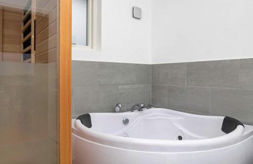 Grønhøj Casa | 6 person holiday home in Løkken