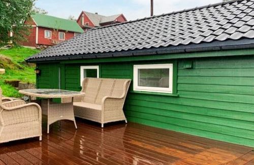 Lindas Casa | 6 person holiday home in LINDÅS