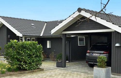Nakskov Casa | 6 person holiday home in Nakskov-By Traum
