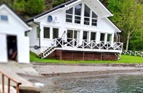 Etne Casa | 6 person holiday home in ETNE