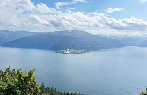 Leikanger Casa | 6 person holiday home in Leikanger