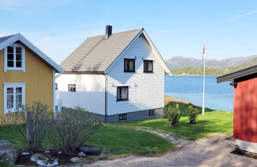 Gildeskal Casa | 6 person holiday home in Sandhornøy
