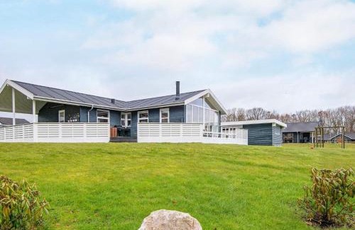 Mommark Strand Casa | 6 person holiday home in Sydals