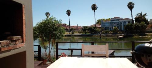 Port Owen Apartamento | 6 Sleeper Magical Marina Villa